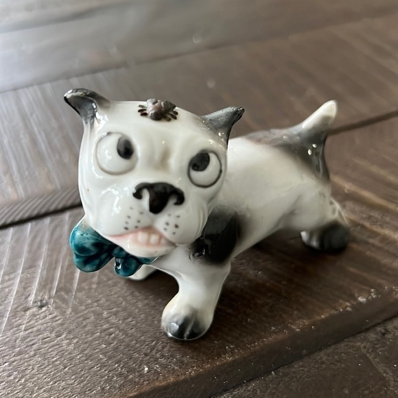 Vintage Other - Vintage Google Eyed Bulldog with Bug on Head and Bow